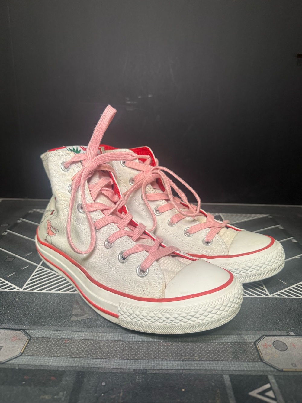 Converse X Dr Seuss Grinch High-Top Sneakers  in Cream with Pink Accents